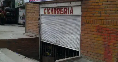 CIGARRERIA CARERA 4 BOGOTÁ CIGARRERIA CARERA 4 BOGOTÁ